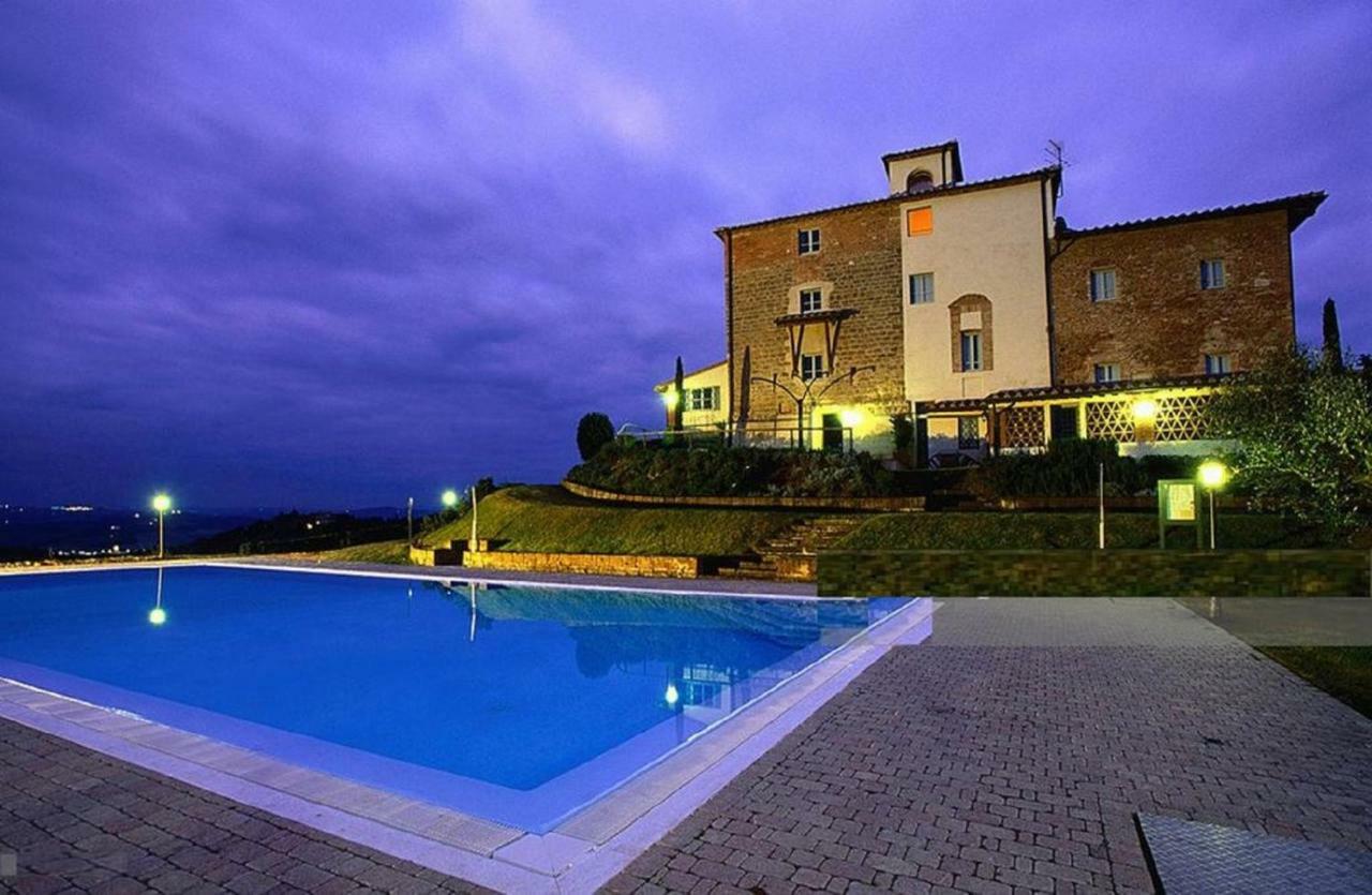 Castello Di Fulignano Soarzio Panoramic Apartment Сан Джиминяно Екстериор снимка