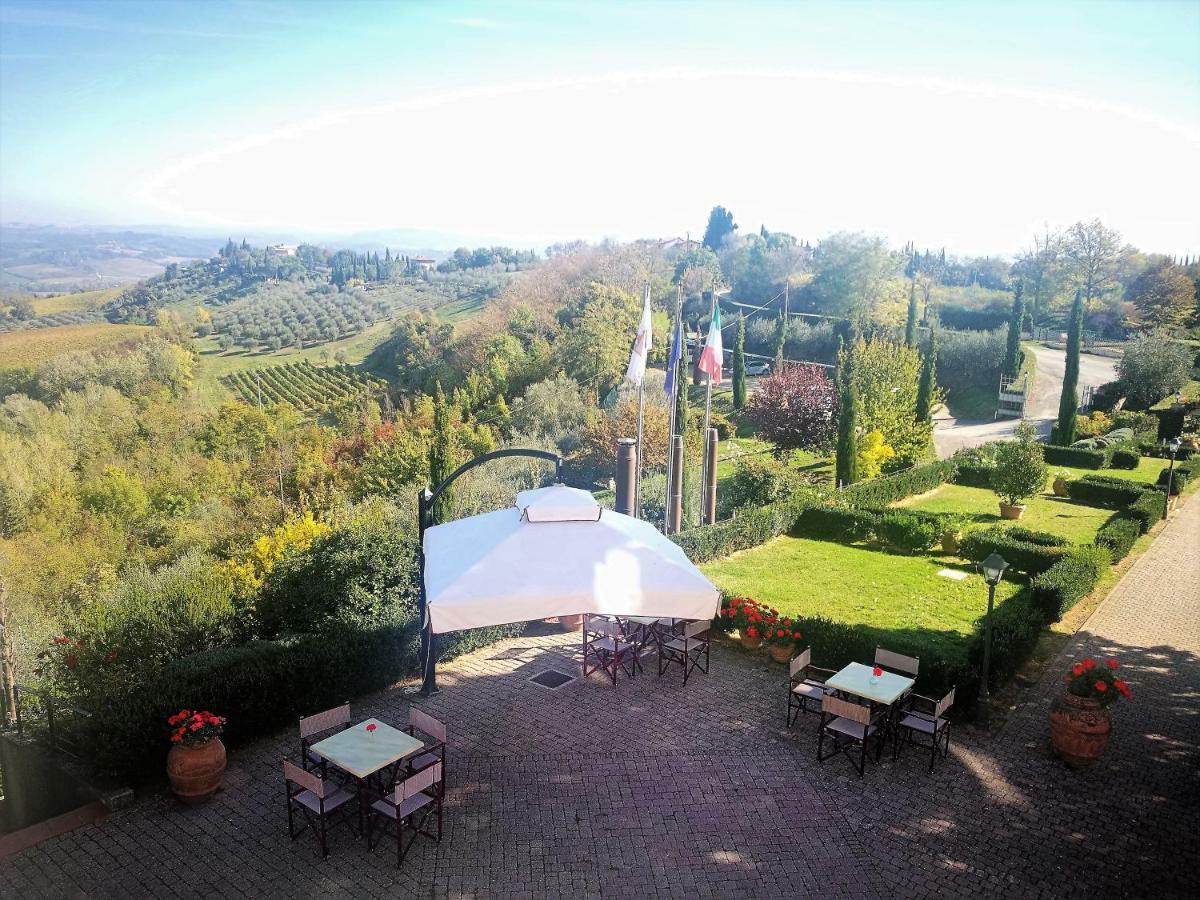 Castello Di Fulignano Soarzio Panoramic Apartment Сан Джиминяно Екстериор снимка