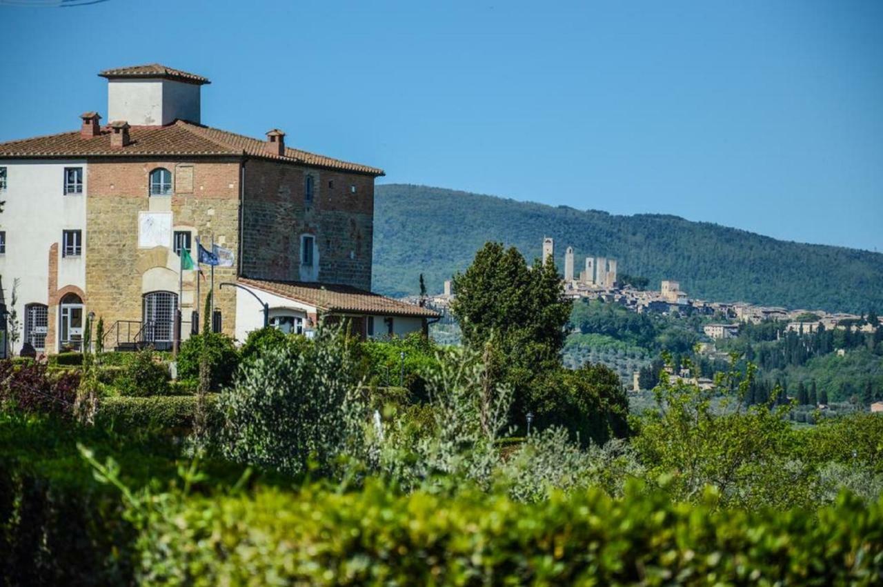 Castello Di Fulignano Soarzio Panoramic Apartment Сан Джиминяно Екстериор снимка