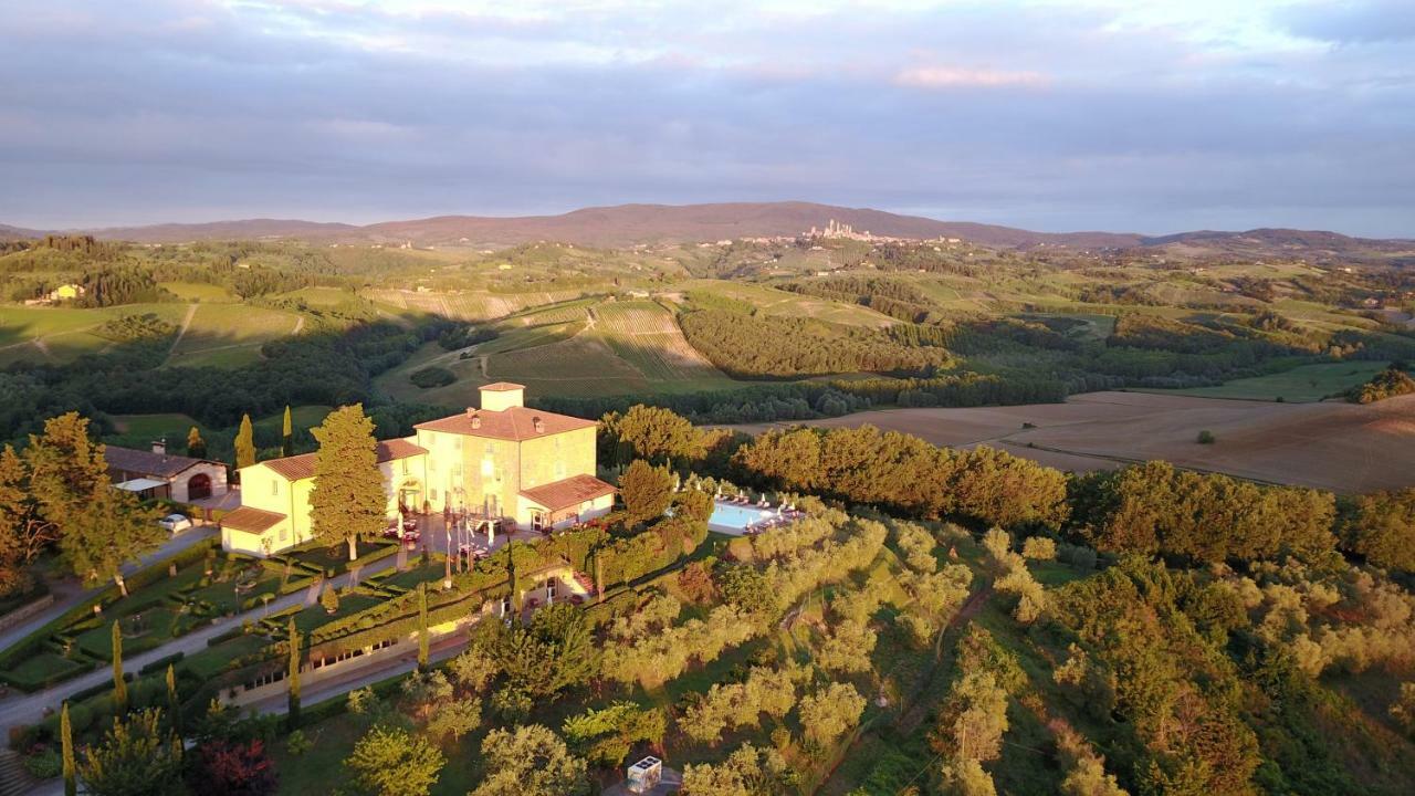 Castello Di Fulignano Soarzio Panoramic Apartment Сан Джиминяно Екстериор снимка